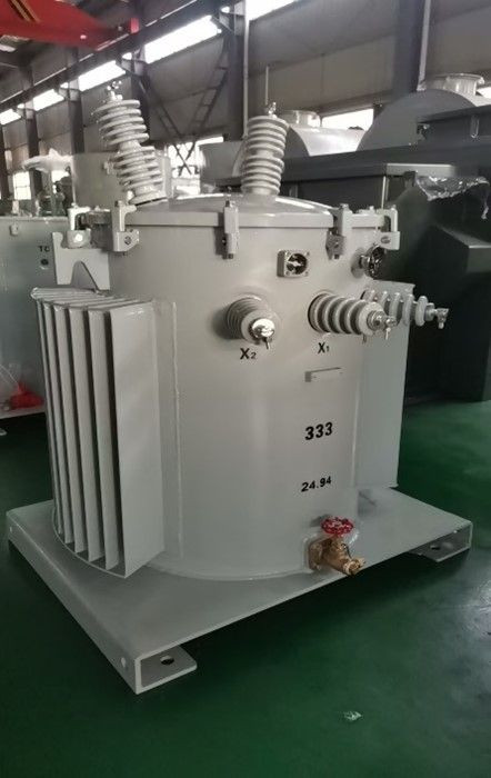 Oil-immersed single-phase transformer
